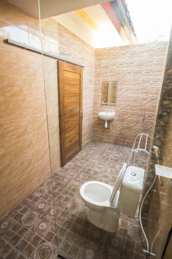 Yasa Homestay Toyapakeh Esterno foto